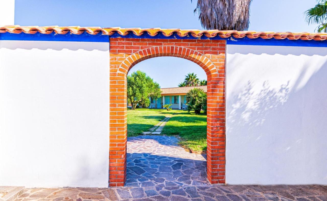 Agriturismo Is Cortillaris Càbras Eksteriør billede