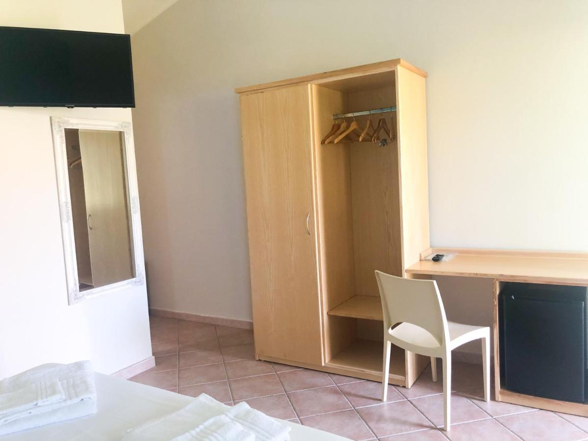 Agriturismo Is Cortillaris Càbras Eksteriør billede