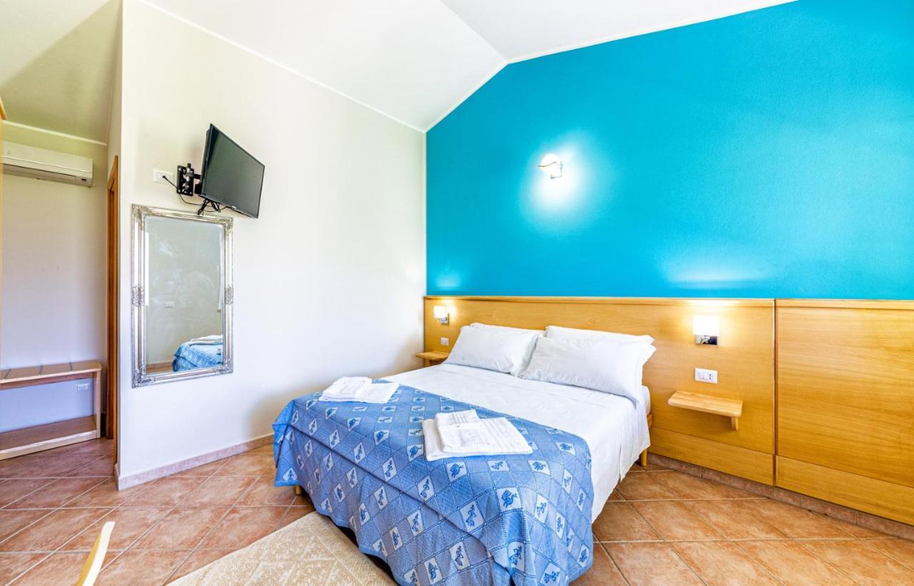 Agriturismo Is Cortillaris Càbras Eksteriør billede