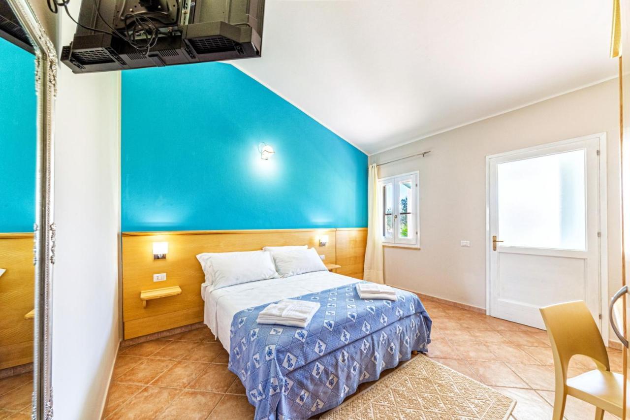 Agriturismo Is Cortillaris Càbras Eksteriør billede
