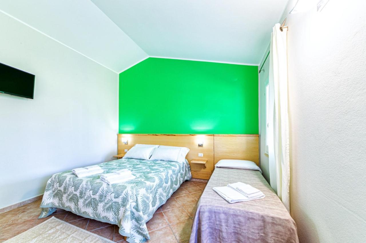 Agriturismo Is Cortillaris Càbras Eksteriør billede
