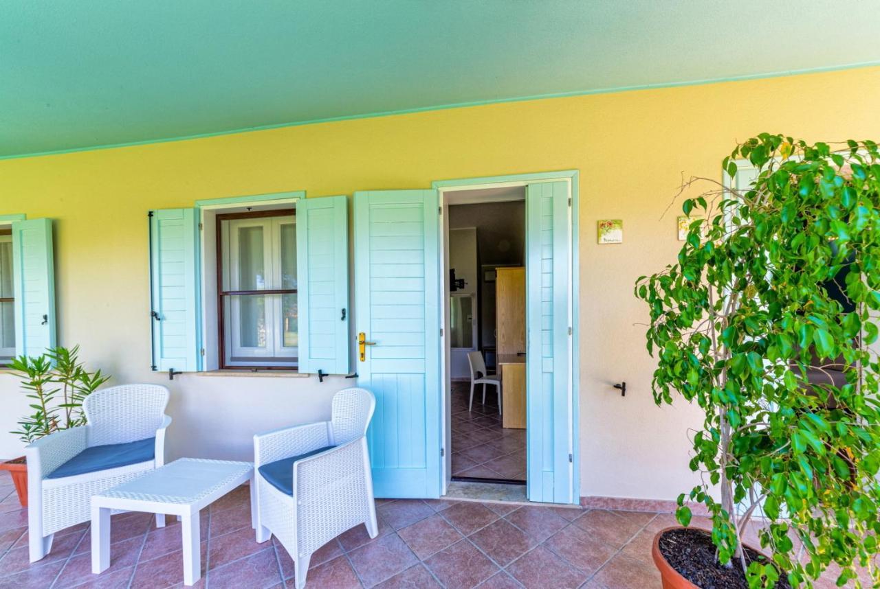 Agriturismo Is Cortillaris Càbras Eksteriør billede