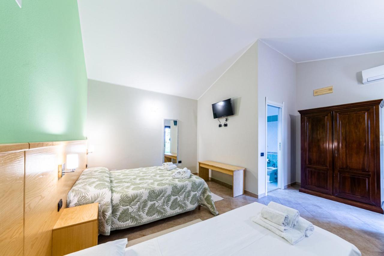 Agriturismo Is Cortillaris Càbras Eksteriør billede