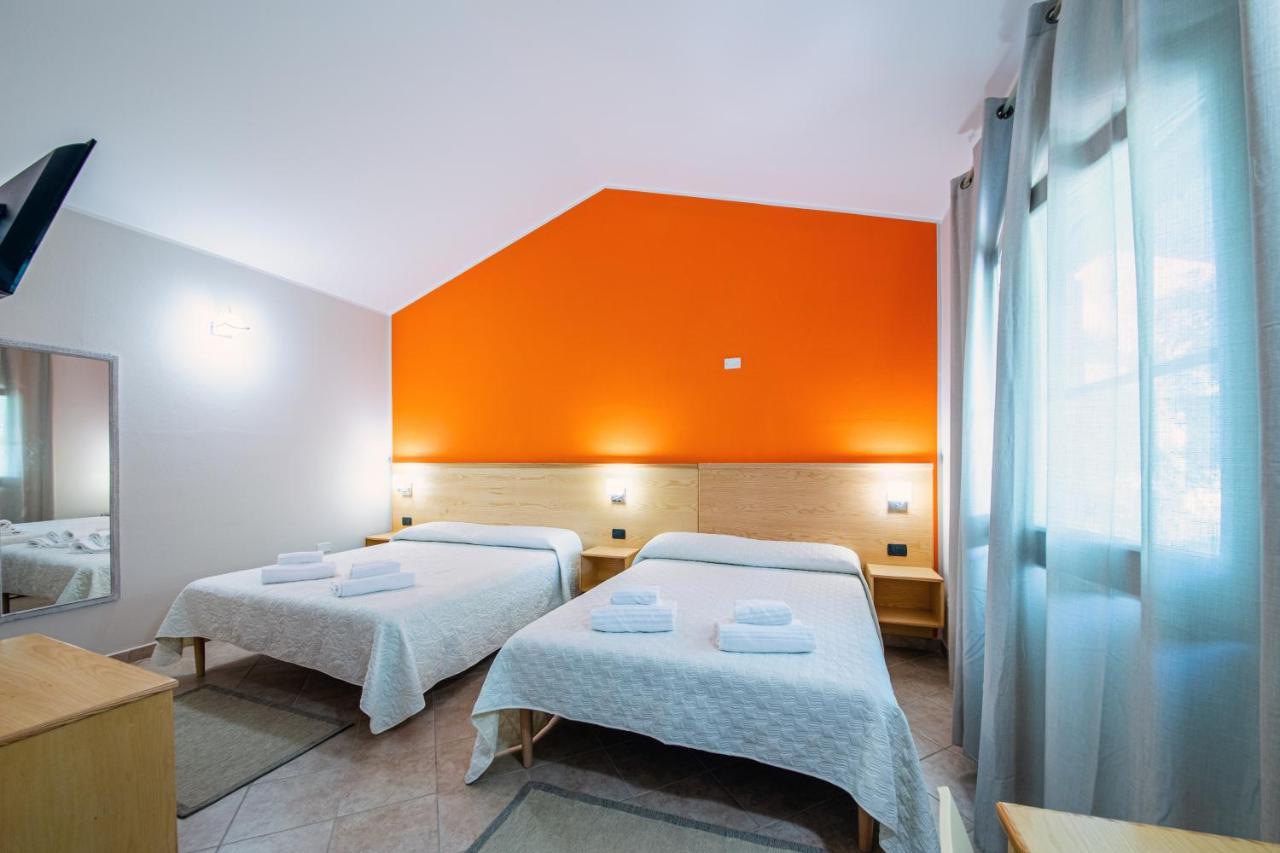 Agriturismo Is Cortillaris Càbras Eksteriør billede